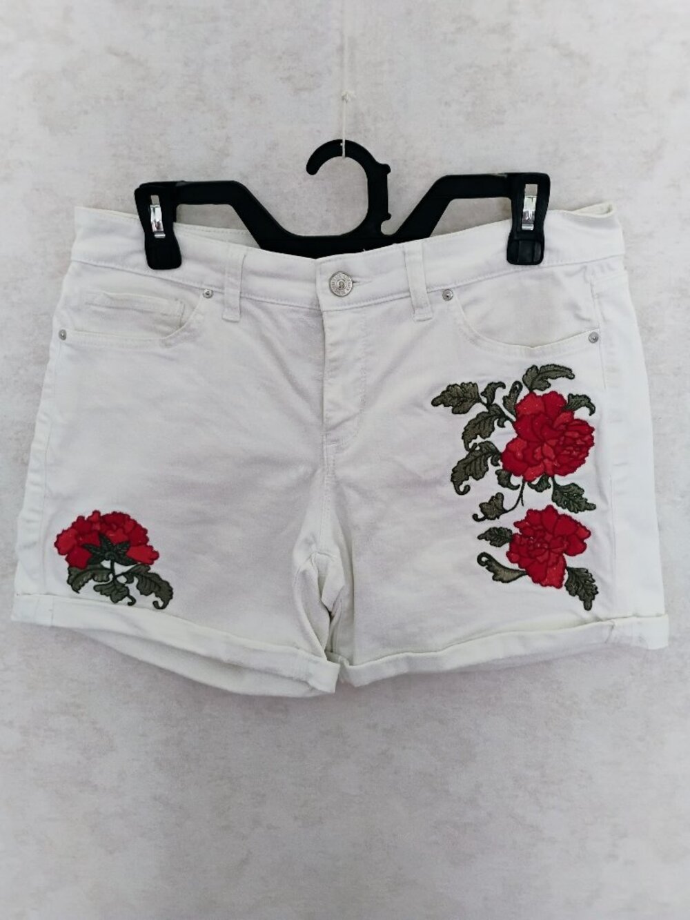 Vintage America Blues White Rose Boho Shorts size 6/28